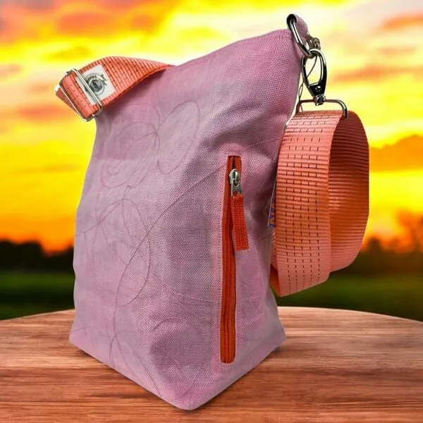 Beadbags Beadbags Schultertasche NET3TJ reused Moskitonetz mit Hochseehafengurt, Hellrosa, – Produktbild 1 von 4