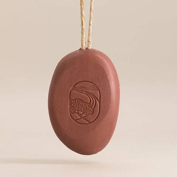 Aqui d'Aïa Aqui d'Aïa Kieselsteinseife am Seil mit Moschus, Myrrhe und Amber 200g – Produktbild 1 von 1