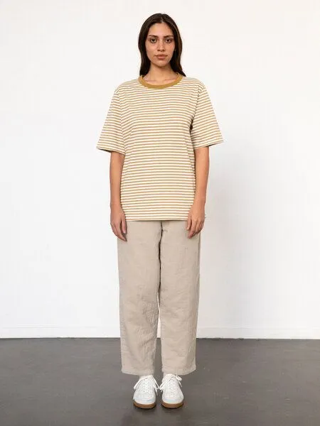 Rotholz Rotholz Striped T-Shirt Unisex aus Bio-Baumwolle, Karamel (gelb), – Produktbild 4 von 4