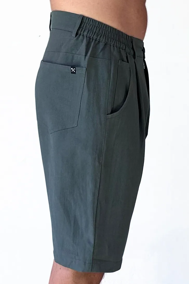 The Driftwood Tales The Driftwood Tales Herren vegan Shorts In Smaragdgrün, Olivgrün, – Produktbild 2 von 2