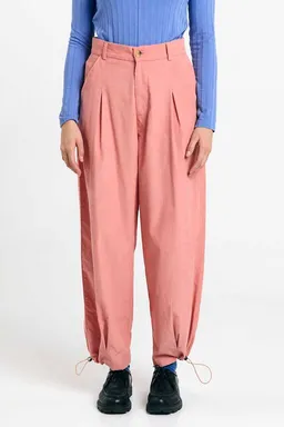 SUITE13LAB SUITE13LAB Damen vegan Hose Nine In Pink – Produktbild 1 von 1