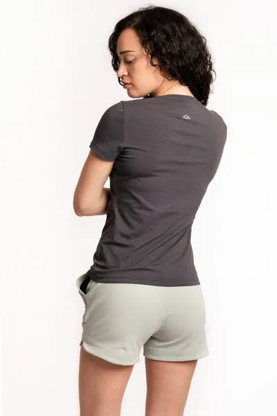 M23 M23 Damen Shorts aus Bio-Baumwolle, Modell "Chloé", Salbei, – Produktbild 3 von 4