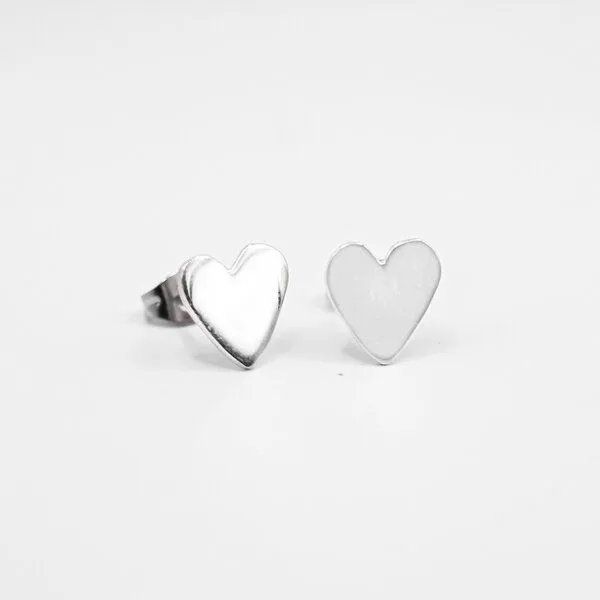 pakilia pakilia Ohrstecker "Corazón en chapa" – Produktbild 1 von 1