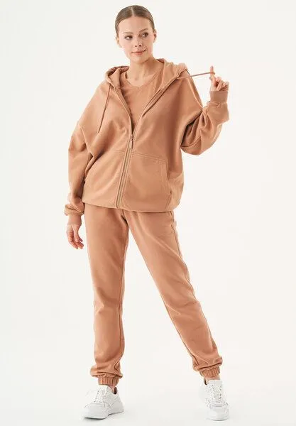 ORGANICATION ORGANICATION ESSENTIALS-JALE- Soft Touch Sweatjacke aus Bio-Baumwolle, Light brown, – Produktbild 2 von 4