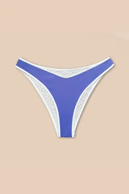 Woodlike Woodlike Damen vegan Bikiniunterteil Reversible Contour Cheeky Flieder / Weiß – Produktbild 1 von 1
