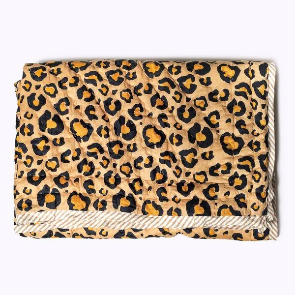 KIKOONI KIKOONI Kleine Tagesdecken und Kinder - Kuscheldecken " COZY K", Leo love, – Produktbild 1 von 4