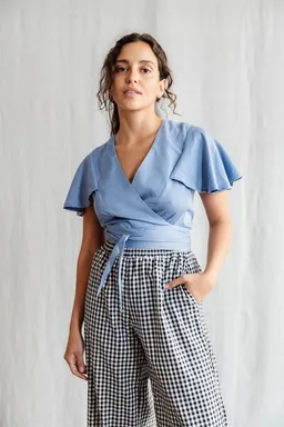 Jyoti - Fair Works Jyoti - Fair Works Bio-Baumwoll Wickelbluse Neeraj – Produktbild 1 von 1