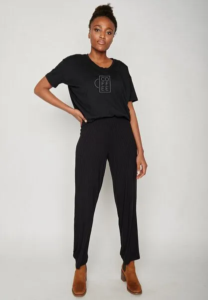 GreenBomb GREENBOMB Lifestyle Coffee Cup Feel - Lässiges T-Shirt aus einem Bio-Baumwoll Mix / hochwertiger Print / Fair & Vegan, Schwarz (black), – Produktbild 3 von 3
