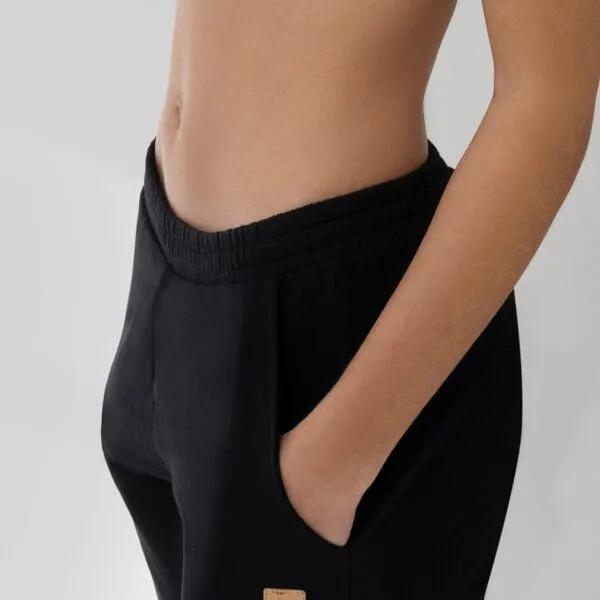TAO Sportswear TAO Sportswear Lange Damen Jogginghose HEIDI aus Bio-Baumwolle, Schwarz, – Produktbild 3 von 3