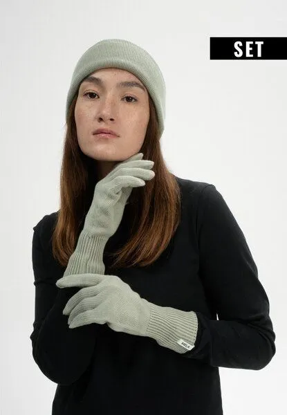MELA MELA Bundle Feinstrick Mütze HIMMAT + Strick Handschuhe RISHI, Green clay, – Produktbild 1 von 4