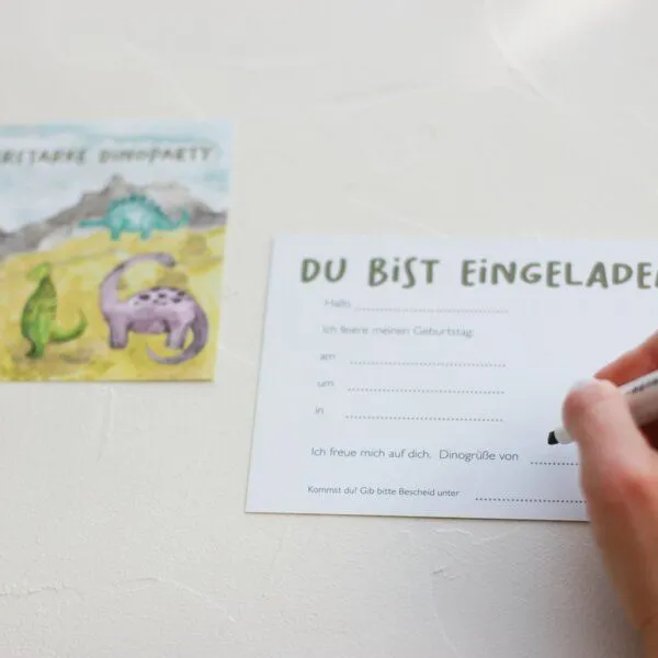 Fines Papeterie Fines Papeterie 5 Einladungskarten DINO Kindergeburtstag Din A6 – Produktbild 4 von 4