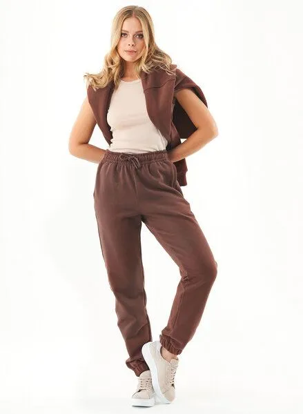 ORGANICATION ORGANICATION ESSENTIALS-PERRIE- Soft Touch Sweathose aus Bio-Baumwolle, Braun(coffee brown), – Produktbild 2 von 3