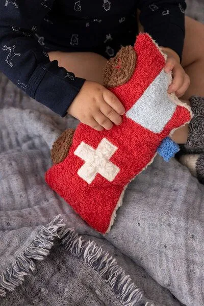 Efie Efie Kirschkern-Wärmekissen Auto/Ambulanz – Produktbild 3 von 4