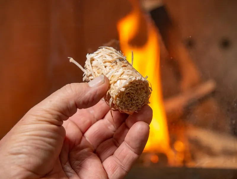 naturling naturling Holzwolle Anzünder gewachst - Bio Grill- und Kaminanzünder – Produktbild 6 von 8