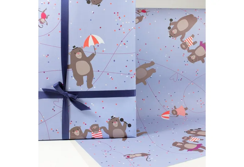 Bow & Hummingbird Bow & Hummingbird Geschenkpapier Circus Bears – Produktbild 1 von 8