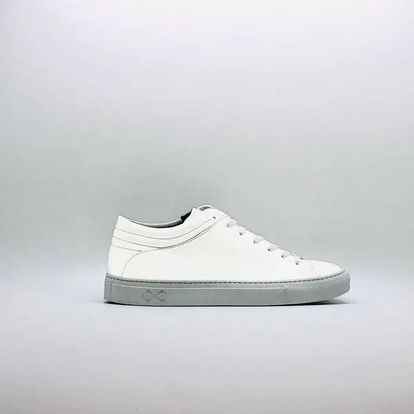 nat-2 Veganer Sneaker aus Glas nat-2 Sleek Low vegan white reflective – Produktbild 2 von 4