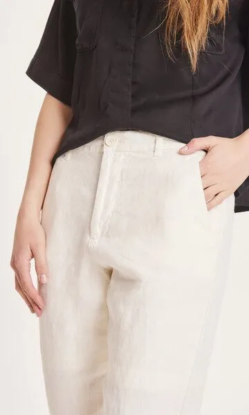 KnowledgeCotton Apparel KnowledgeCotton Apparel Leinenhose - SENNA loose pants - aus Bio Leinen, Weiß (buttercream), – Produktbild 4 von 4