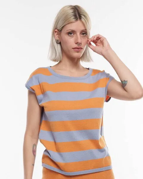 Alma & Lovis Alma & Lovis Legeres Feinstrick-Shirt aus reiner Bio-Baumwolle | Cotton Stripe Shirt, Nugget (orange), – Produktbild 4 von 4