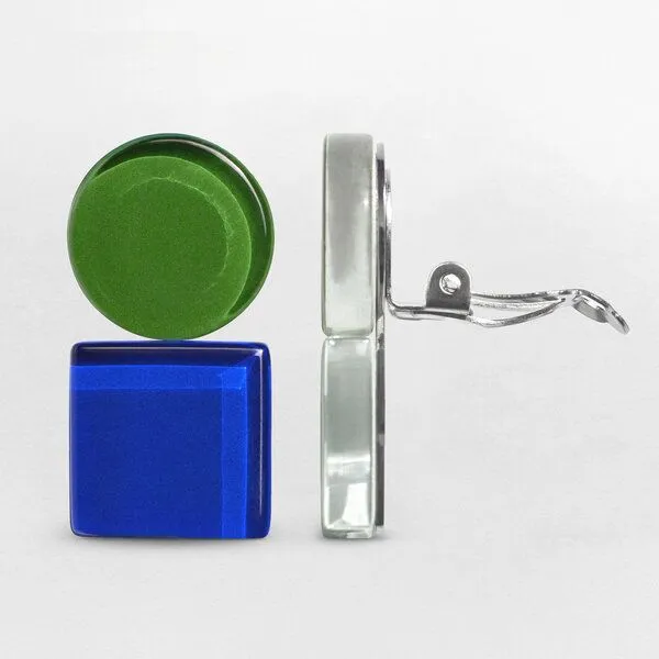 ALEXASCHA ALEXASCHA Geometrische Clip Ohrringe aus Glas | Bauhaus Design | 16 Farbkombinationen, Grün & blau, – Produktbild 4 von 4