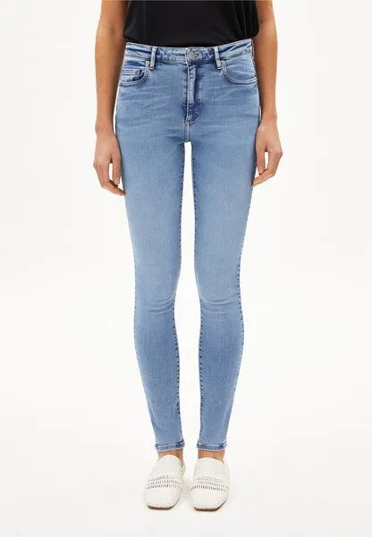 ARMEDANGELS ARMEDANGELS TILLAA Damen Skinny Jeans Mid Waist Bio-Baumwoll Mix X-Stretch, Sky blue, – Produktbild 1 von 4