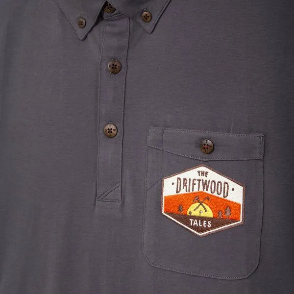 The Driftwood Tales The Driftwood Tales Rotes Poloshirt / Graues Poloshirt / Graues Poloshirt mit DRIFTWOOD emblem, Grau+emblem, – Produktbild 1 von 4