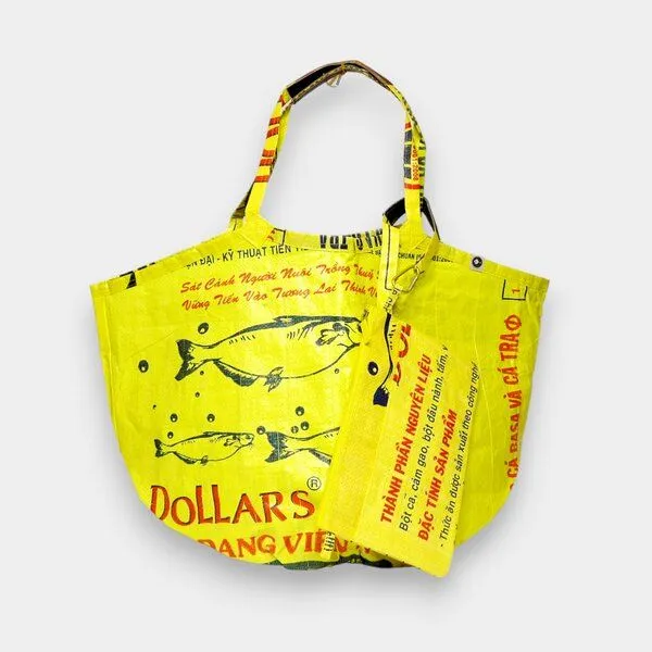 REFISHED fair fashion REFISHED fair fashion Tasche 'SOULMATE' - upcycelte Fischfuttersäcke, #fish gelb-dollar, – Produktbild 3 von 7