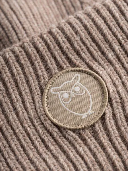 KnowledgeCotton Apparel KnowledgeCotton Apparel Woll-Mütze - Rib Beanie - aus 100% Merino Wolle, Beige (kelp melange), – Produktbild 5 von 5