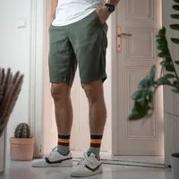Vresh Clothing Vresh Clothing Vebo - Chino-Shorts aus TENCEL (TM) Lyocell, Grün, – Produktbild 1 von 1