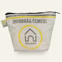 Nyuzi Blackwhite Nyuzi Blackwhite Upcycling Kosmetiktasche | Kulturbeutel aus recyceltem Zementsack – Produktbild 1 von 1