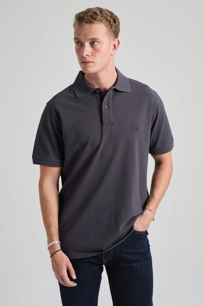 Trendsplant Trendsplant Herren vegan Polo Essential Bitumen Grey, Dunkelgrau, – Produktbild 2 von 2