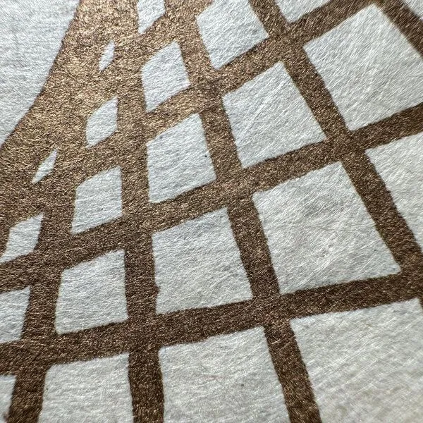 Veskor Cassiopeia Veskor Cassiopeia STERN POLYGON (30/11) Heilige Geometrie Linoldruck | 22 × 22 cm | Gold auf Naturweiß – Produktbild 4 von 4
