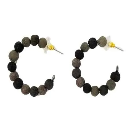 Worldfinds Worldfinds Kantha Ohrringe Noir Mini Hoops – Produktbild 1 von 1