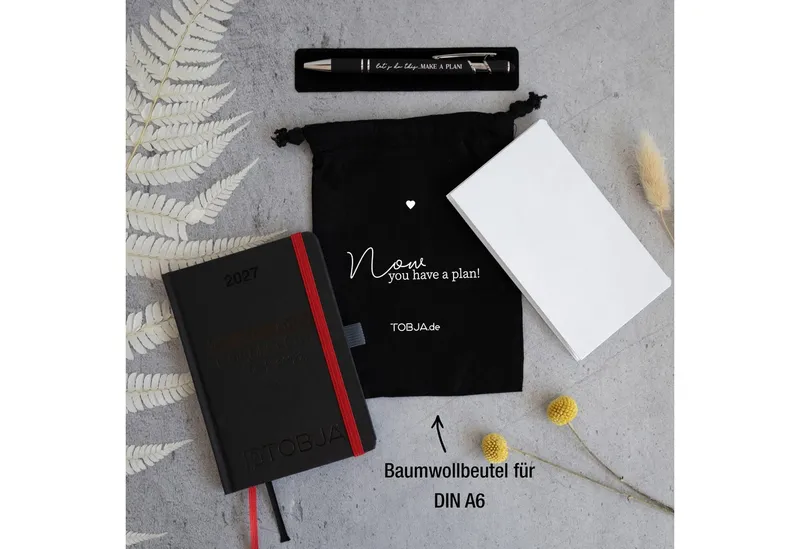 TOBJA Taschenkalender Taschenkalender 2027 A6 Schwarz Set mit Stift, Pen-Loop und Beutel, Zubehör-Set, Froschtasche, Pen-Loop, Touch-Stift, FSC-Hardcover, Schwarz, – Produktbild 3 von 5