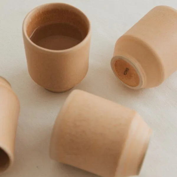 NAKOA NAKOA Keramik Cappuccino Tassen 4er Set Handgefertigtes Steingut, Brown, – Produktbild 7 von 8
