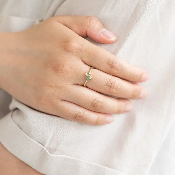 Eppi Eppi Cluster Schmuckset mit grünen Diamanten und Edelsteinen Halli, Gelb, – Produktbild 3 von 3