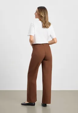 LAURIE LAURIE Damen vegan Hose Donna Locker Sitzend Mittellang Downtown Braun – Produktbild 1 von 1