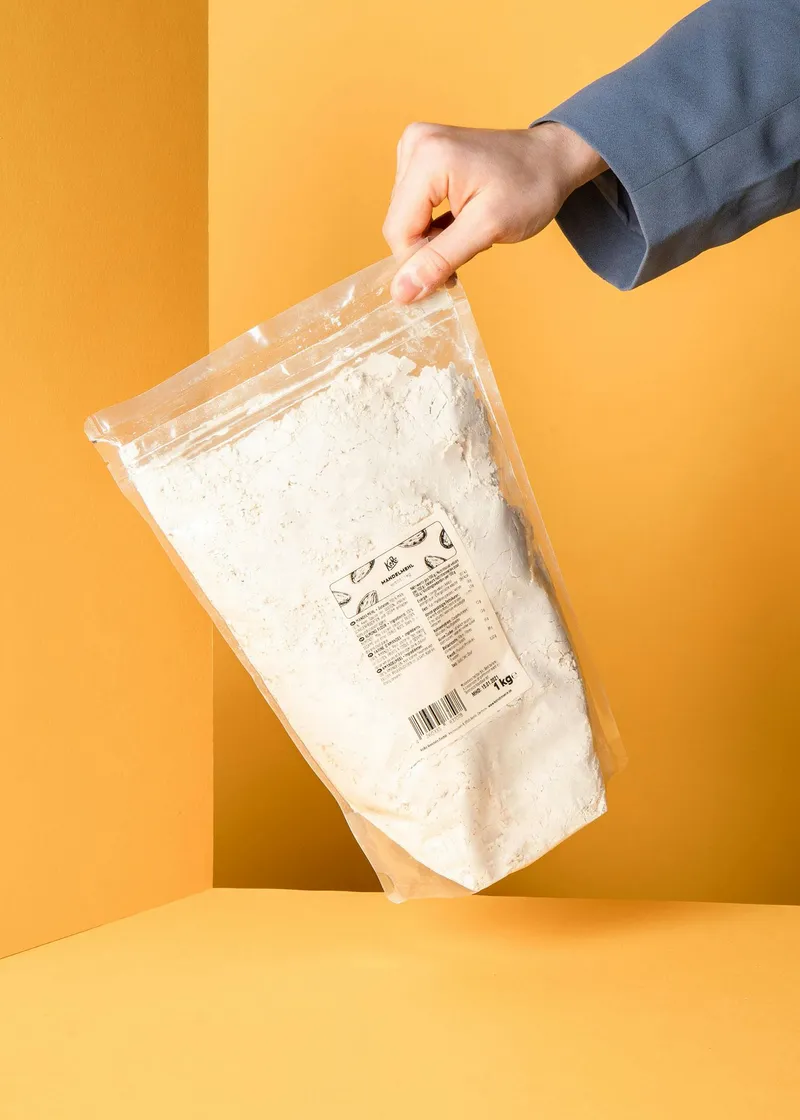 KoRo Teilentöltes Mandelmehl | 1 kg – Produktbild 5 von 5