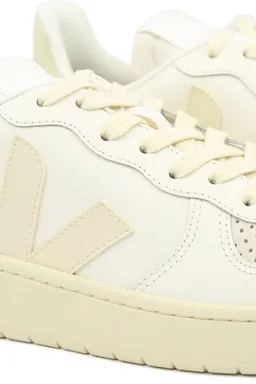 Veja Veja Sneakers Calcaire Off-White - Größe 41 – Produktbild 1 von 1