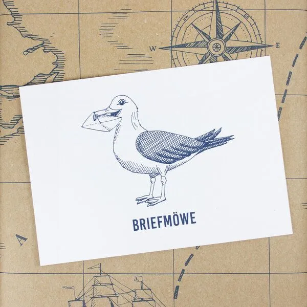 Bow & Hummingbird Bow & Hummingbird Maritime Postkarte "Briefmöwe" aus Recyclingpapier – Produktbild 2 von 2