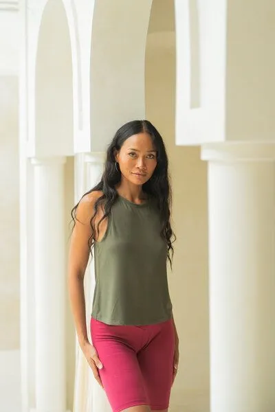 YogiLiebe YogiLiebe Lakshmi Shirt aus Modal – weich wie Seide & handgenäht in der Ortenau, Rose, – Produktbild 4 von 4