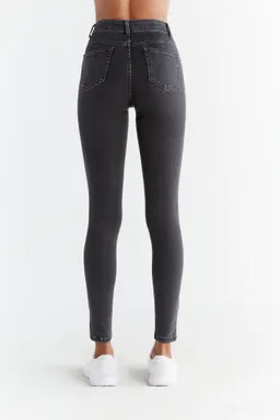 Evermind Evermind Damen vegan Jeans Stretch Skinny Fit Carbon Grau – Produktbild 1 von 1