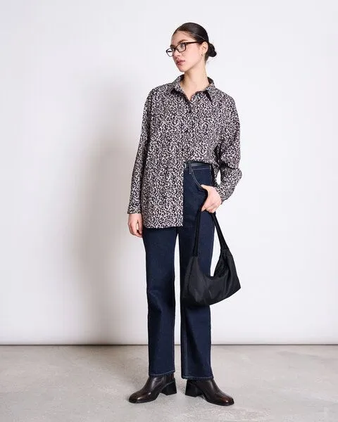 JAN N JUNE JAN N JUNE Oversized Baumwoll Bluse MAMRO, Leo print, – Produktbild 1 von 2