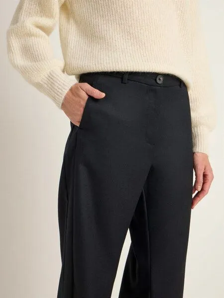LANIUS LANIUS Marlenehose aus reiner Bio-Schurwolle, Black, – Produktbild 3 von 4