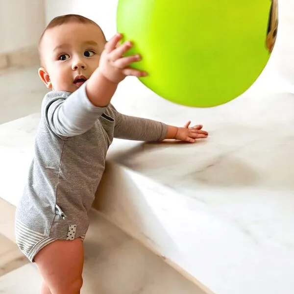 OrganicEra Baby Langarm T-shirt Body 'OrganicEra' aus Bio Baumwolle, Grey melange (grau), – Produktbild 3 von 4