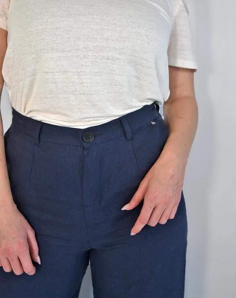 Aatise Aatise Schlaghose damen mid-rise Zhéa mit Seitentaschen aus 100% Leinen, Blau, – Produktbild 2 von 4