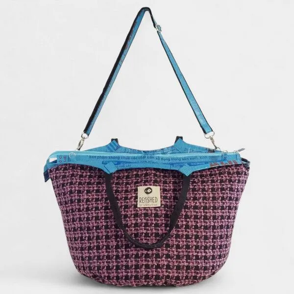 REFISHED fair fashion e.U. REFISHED fair fashion e.U. SOULMATE TWEED ZIP Tasche, #tweed zip lila-schwarz / #fish blau-aqua, – Produktbild 2 von 4