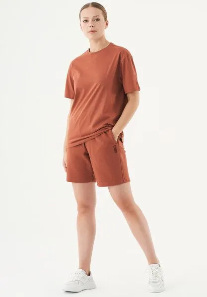 ORGANICATION ORGANICATION Damen ESSENTIALS-SHEYMA- Shorts aus Bio-Baumwolle, Cinnamon, – Produktbild 2 von 4