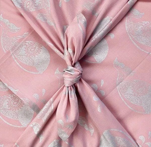 FabRap Gift Wrap FabRap Gift Wrap Wiederverwendbare Geschenkverpackung Furoshiki (einseitig), Blush whales (rosa), – Produktbild 4 von 4