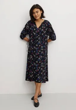 recolution Damen Kleid aus LENZING ECOVERO Viskose - NEMESIA BLOSSOM - recolution – Produktbild 1 von 1