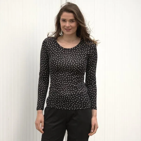 Kokon Zwo Kokon Zwo Basic Rundhalsshirt Langarm 60% Seide (peacesilk), 40% Baumwolle (kbA), Vogeldruck schwarz/weiß, – Produktbild 1 von 3